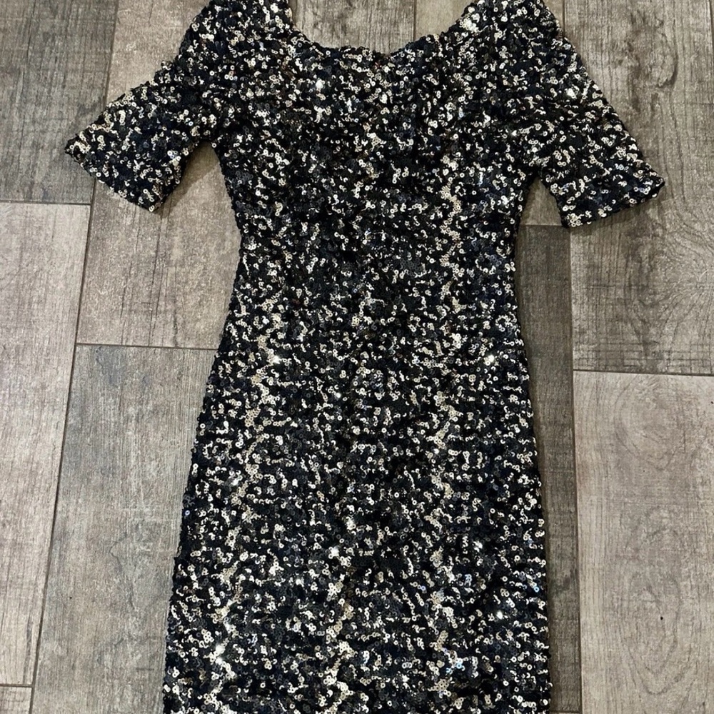 Gianni Bini Black and Gold Sequin Low Back Mini Dress Sexy Baddy Small